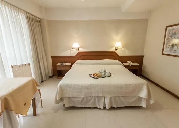 Hotel Cuatro Reyes Ciudad Autónoma de Ciudad Autónoma de Buenos Aires